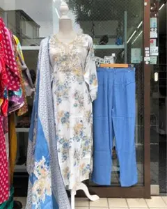 インド民族衣装 綿クルタ3点セット花柄 刺繍入りナチュラル コットン