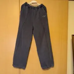 グレー フード付きジャケットとパンツセットレディースMＬ 色　くすみ紺