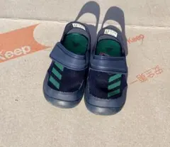 adidas ネイビー グリーン サンダル