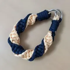 パラコード　スマホハンドストラップ