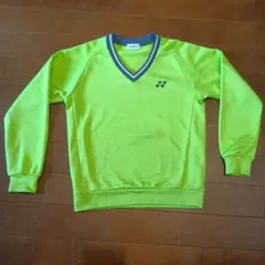 ヨネックス Vネックユニトレーナー　ss　長袖　ウォームアップウェア