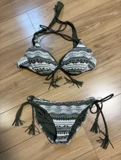 LAETITIA ビキニ カーキ クロシェ編みのサムネイル