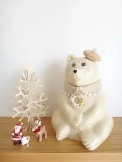 しろくま貯金箱　クリスマス　ミナペルホネン　タンバリン　リース付きつけ襟＆帽子