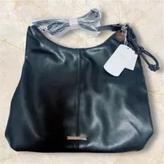 【新品タグ付】Chico チコ ベルトショルダーBIGバッグ ブラック A4対応