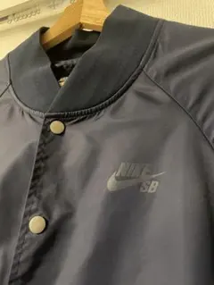 Nike SB ネイビー スタジャン