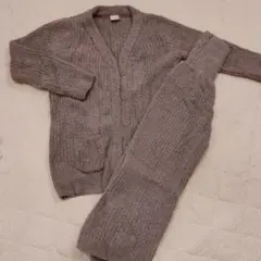 Item thumbnail for item 42e18241-045c-4b70-bc8c-9b810541562e