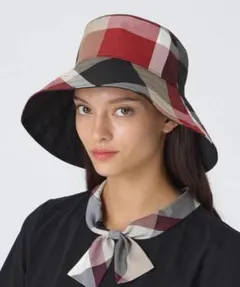 ブルーレーベルクレストブリッジ リバーシブル つば広バケットハット / 帽子 2