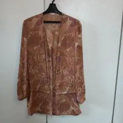 美品CORDIERコルディア花柄ノーカラーブラウスジャケット ピンクブラウン系のサムネイル