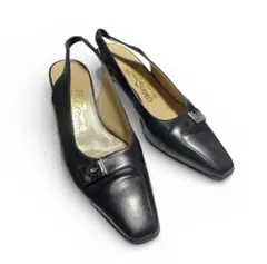 サルヴァトーレ・フェラガモ　ブラック　スリングバックパンプス