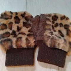 レオパード柄ファー付き指なし手袋
