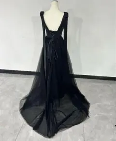 ウェディングドレス　カラードレス　ブラック　肩リボン