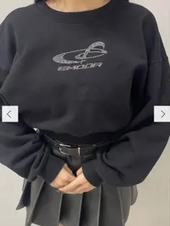ブラック クロップド スウェット Fサイズのサムネイル