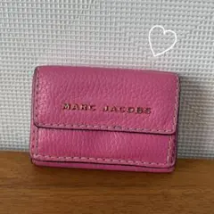 MARC JACOBS ピンク 三つ折り財布