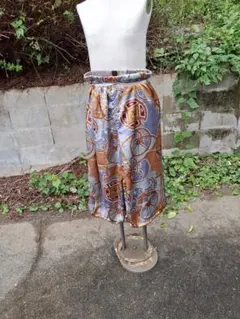 現代プリントと、絹羽織からの、ワイドパンツ