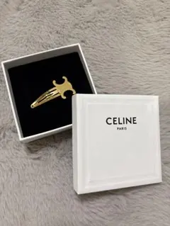 【新品未使用】CELINE トリオンフ ゴールド ヘアピン 1つ【箱付き】
