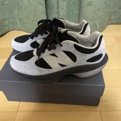 ワープドランナー　新品未使用　24センチ sn-nb24-uwrpdlnth.jpg