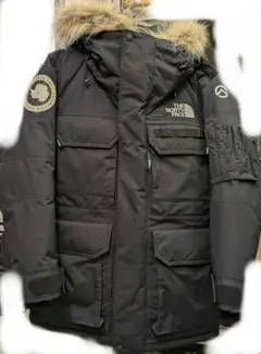 サザンクロスパーカ ファーフーデッドダウンジャケット ユニセックス XS