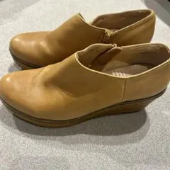 あしながおじさん レザー ブーティ キャメルのサムネイル
