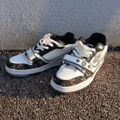 ルイヴィトン　モノグラム　デニム　メンズ　スニーカー　ブランド