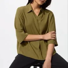 UNIQLO 7分袖 レーヨンスキッパーブラウス Mオリーブ