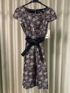 【新品未使用タグ付】エムズグレイシー　花柄ワンピース　38