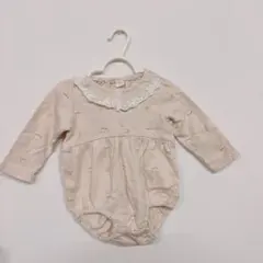 美品‼️ベージュ 長袖ロンパース レース付き 80cm ベビー服