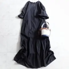 美品✨定価3.3万 ロエフ TCティアードワンピース ブラック コットン フレアのサムネイル