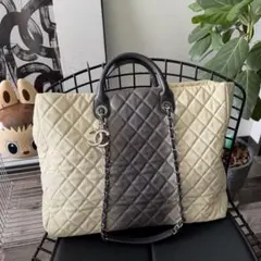 CHANEL マトラッセ キャビアスキン グラデーション チェーントートバッグ