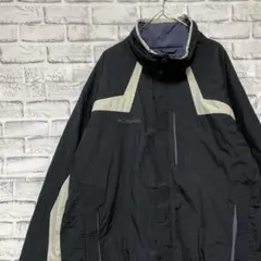 コロンビア　マウンテンパーカー中綿ブラックXLロゴ刺繍アウトドア1024