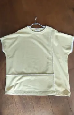 お値下げ中niko and... 半袖Tシャツ イエロー Fサイズのサムネイル