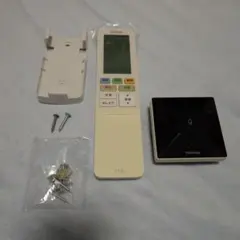 TOSHIBA エアコン用リモコンセットのサムネイル