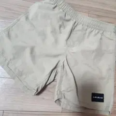 QUIKSILVER ハーフパンツ 130サイズ ベージュ