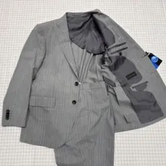 清涼 夏 スーツ 人気の グレー 新品未使用 イタリアン クラシコ モデル 台場