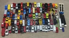トミカ ミニカー 大量まとめ売りのサムネイル