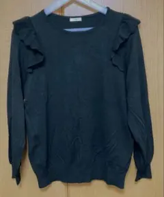 【未使用】ハニーズ　Honeys　クルーネックセーター　フリル付き　黒　Ｍサイズ