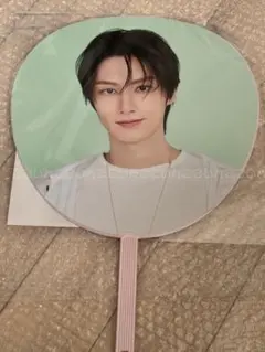 SEVENTEEN NEW_ ジュン うちわ SEVENTEEN ワルツ NEW 仁川 ソウルコン うちわ 未開封 ジュン｜Yahoo