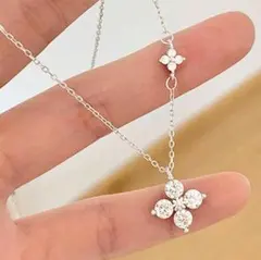 新品❣️クローバーネックレス　四葉　シルバー　仕事　デート　普段使い【匿名配送】