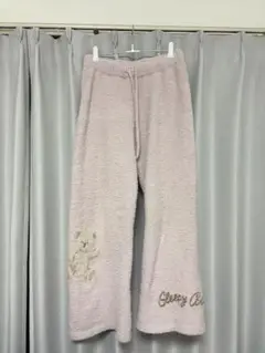 ボア素材の淡いピンクルームウェアパンツ