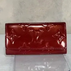 ルイヴィトン ヴェルニ 4連キーケース レッド LOUIS VUITTON