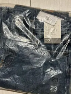 Hailey GAP '90s LOOSE デニム 23インチ　ローライズのサムネイル