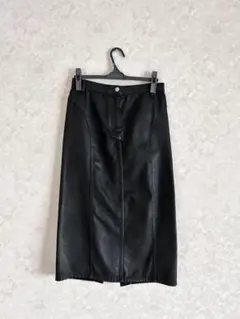 美品　ブラック タイトスカートのサムネイル