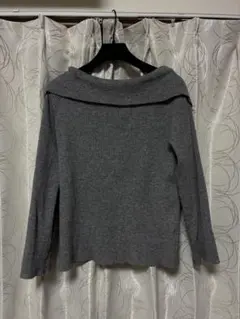 オフショルダー