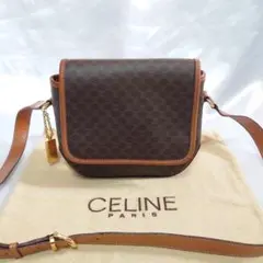 極美品 CELINE マカダム柄 ショルダーバッグ サコッシュ ポーチ CELINE マカダム柄 ショルダーバッグ サコッシュ ポーチ - メルカリ