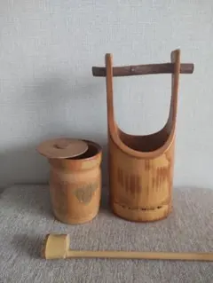 竹製　桶型花器と蓋付き花入れのセット