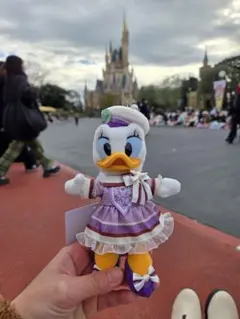 デイジー　ぬいぐるみバッチ　ディズニー　パルパルーザ