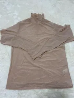 GU ベージュ タートルネック Tシャツ Sサイズ