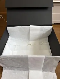 CHANEL シャネル バッグ用空箱 大 マグネット式（約41×30×18cm