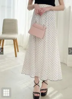 ドット柄シアーフレアスカート