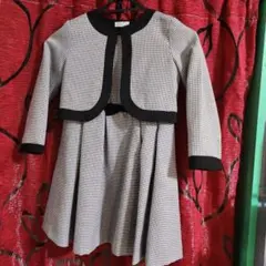 ワンピースとボレロのセット