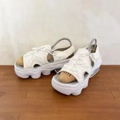 美品　ナイキ　エアマックス　ココサンダル　24.0センチ　ホワイト　659